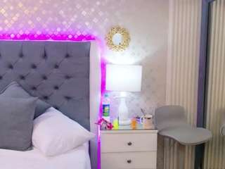 le modèle taniablaze est en webcam porno dans un show sur le site camsoda, il possède les tags suivants: ahegao,spank,pussy,pussyplay,role play,sex toys,sexy,shaved pussy,skinny,spanking,natural,strip,striptease,tattoos,tease,toys,twerk,upskirt,voyeur,bj