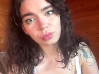 YaniraJunk