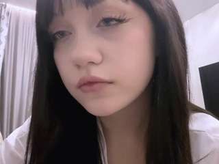 Live webcam model allisonmadonna on Soda Cams