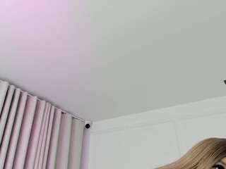 alyciawoo Live Webcam on CamSoda