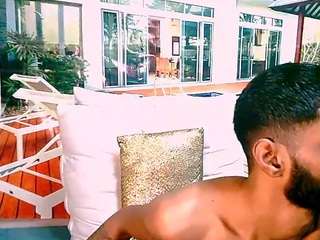 Dieses Model ist jetzt live. charmingindian69