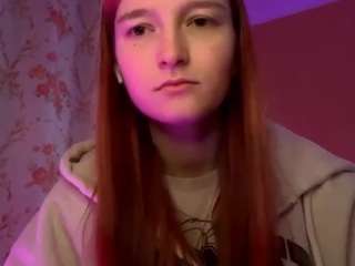 Live webcam model diannakaywood on Soda Cams