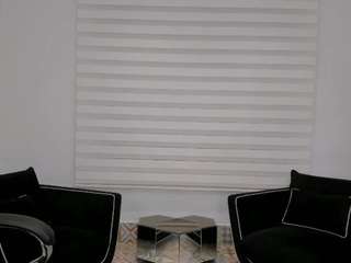 Amelie Blake live cam preview