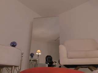 Amelie Blake live cam preview