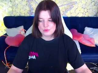 kristifoxy live cam profile