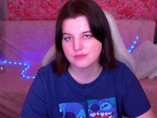 kristifoxy live cam profile