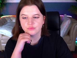 kristifoxy Live Webcam on CamSoda