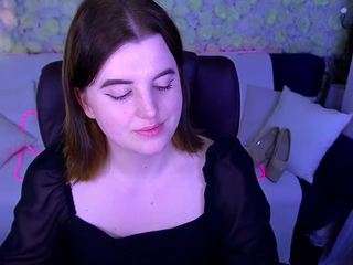 kristifoxy Live Webcam on CamSoda