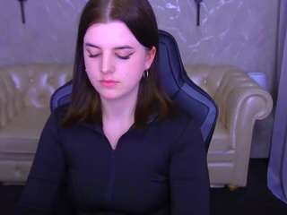 Kristifoxy's live stream