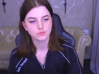 KristiFoxy live cam preview