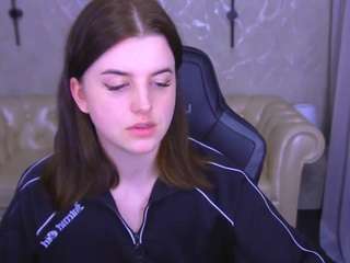 KristiFoxy live cam preview