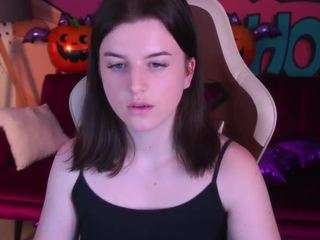 KristiFoxy live cam preview