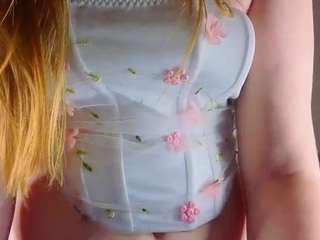 Sally live cam preview
