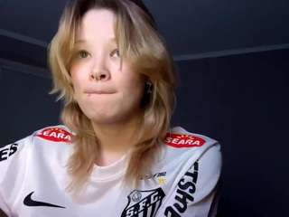 sandraallamong webcam