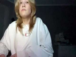 sandraallamong webcam