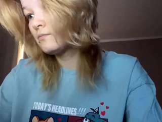 Live webcam model sandraallamong on Soda Cams