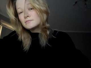 sandraallamong webcam