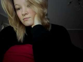 sandraallamong webcam