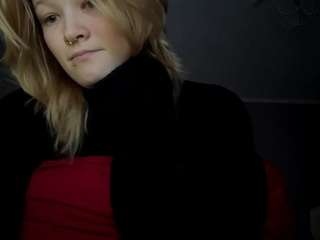 Live webcam model sandraallamong on Soda Cams