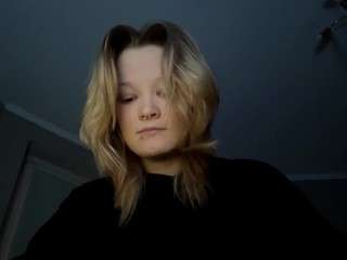 sandraallamong webcam