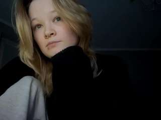 sandraallamong webcam