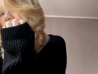 sandraallamong webcam