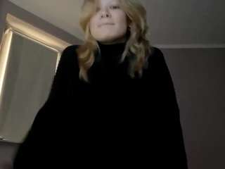 sandraallamong webcam