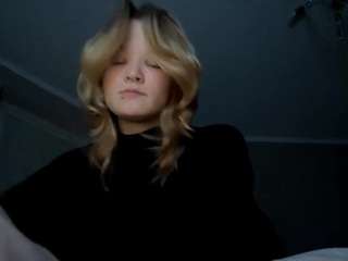 sandraallamong webcam