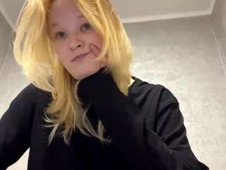 sandraallamong Sex Cam Show