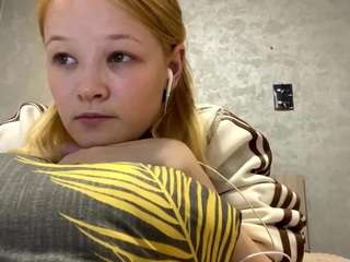 sandraallamong camsoda