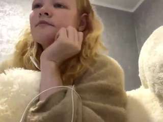 sandraallamong live webcam show