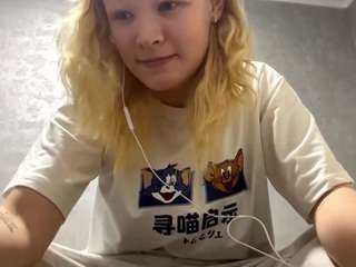 sandraallamong live webcam show