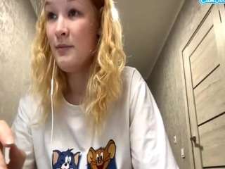 sandraallamong live webcam show