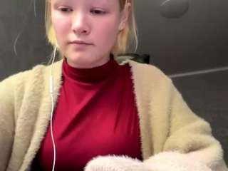 SandraAllamong live webcam show