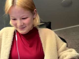SandraAllamong live webcam show
