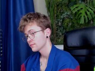 tomasnorton live cam profile