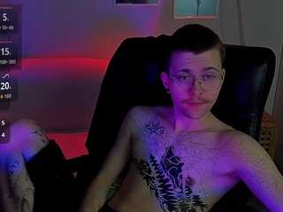 tomasnorton's CamSoda show and profile