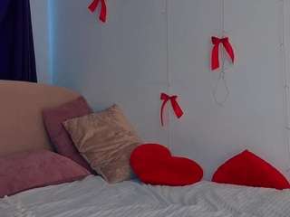 britneyswiss Live Webcam on CamSoda