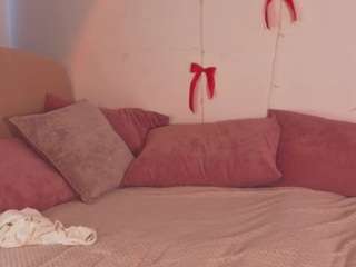 britneyswiss Live Webcam on CamSoda