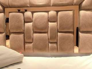 le modèle cristal-oliver est en webcam porno dans un show sur le site camsoda, il possède les tags suivants: ass bouncing,orgasm,young adult,upskirt,twerk,toys,teen 18,striptease,strip,squirter,spanking,skinny,shaved pussy,sexy,black hair,pov,no smoking,doggy style,body massage,brown eyes