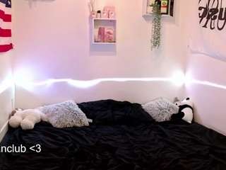 cristensayre's live room