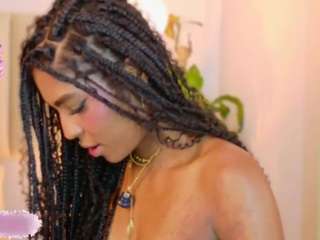 emely-deluxe Live Webcam on CamSoda