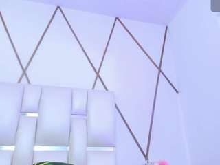Lilicameron's cam show statistics and live stream