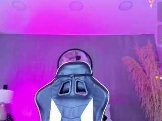 luccia-smith live webcam show