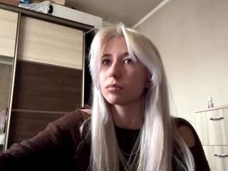 Live webcam model makedamennecke on Soda Cams