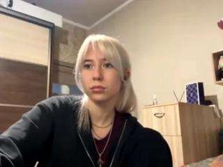 Live webcam model makedamennecke on Soda Cams