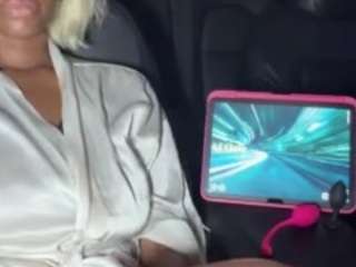 messietessie Live Webcam on CamSoda