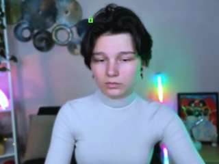 mirginia-lovely live cam profile