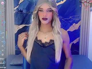 samantha-ortega's CamSoda show and profile