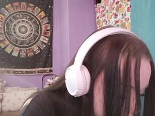 Live webcam model aaradhyaabdallah on Soda Cams